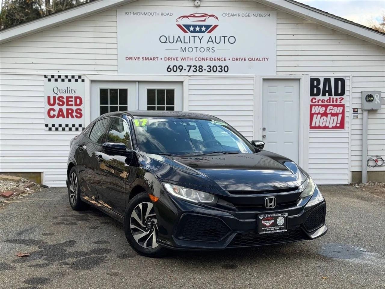 honda civic hatchback 2017 SHHFK7H23HU405428 image